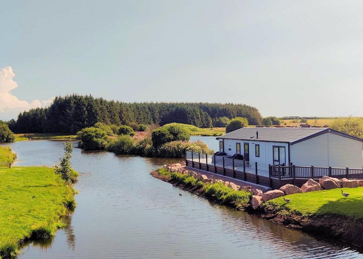 Luxury Lakeside Lodge With Htub Beautiful Views Annan Esterno foto