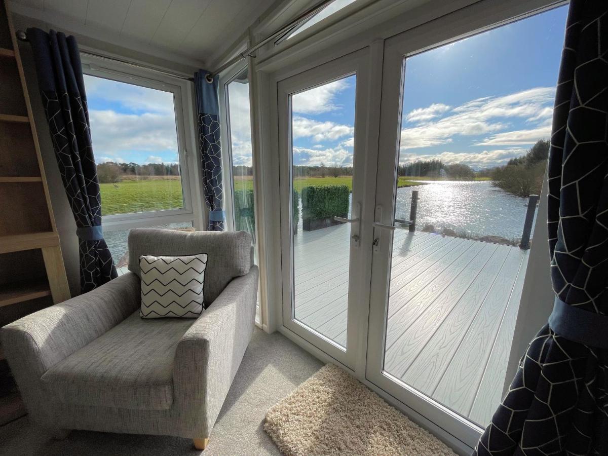Luxury Lakeside Lodge With Htub Beautiful Views Annan Esterno foto