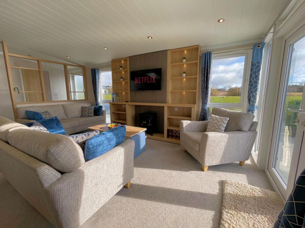Luxury Lakeside Lodge With Htub Beautiful Views Annan Esterno foto