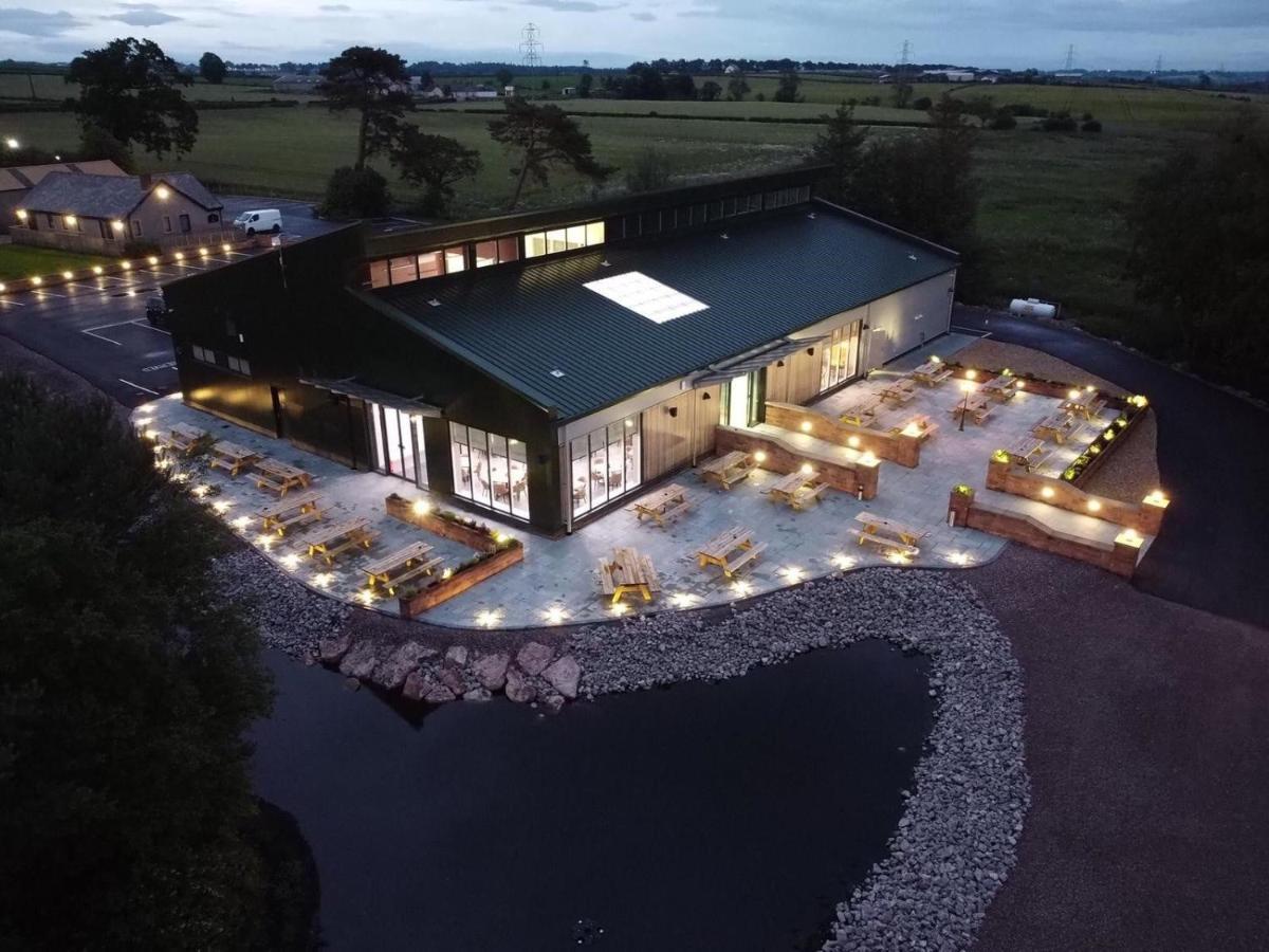 Luxury Lakeside Lodge With Htub Beautiful Views Annan Esterno foto