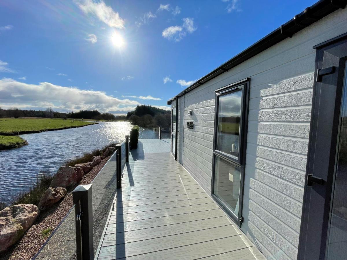 Luxury Lakeside Lodge With Htub Beautiful Views Annan Esterno foto