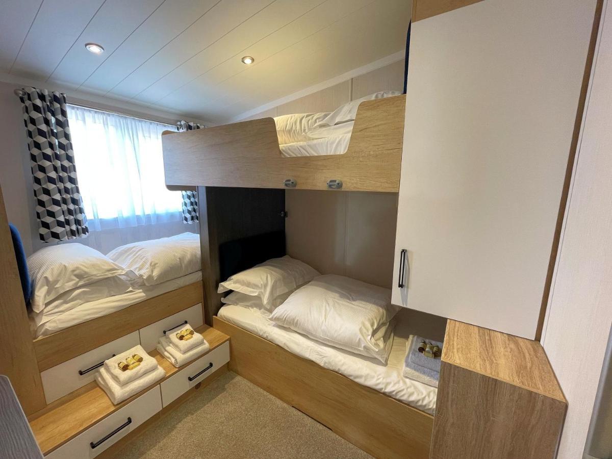 Luxury Lakeside Lodge With Htub Beautiful Views Annan Esterno foto